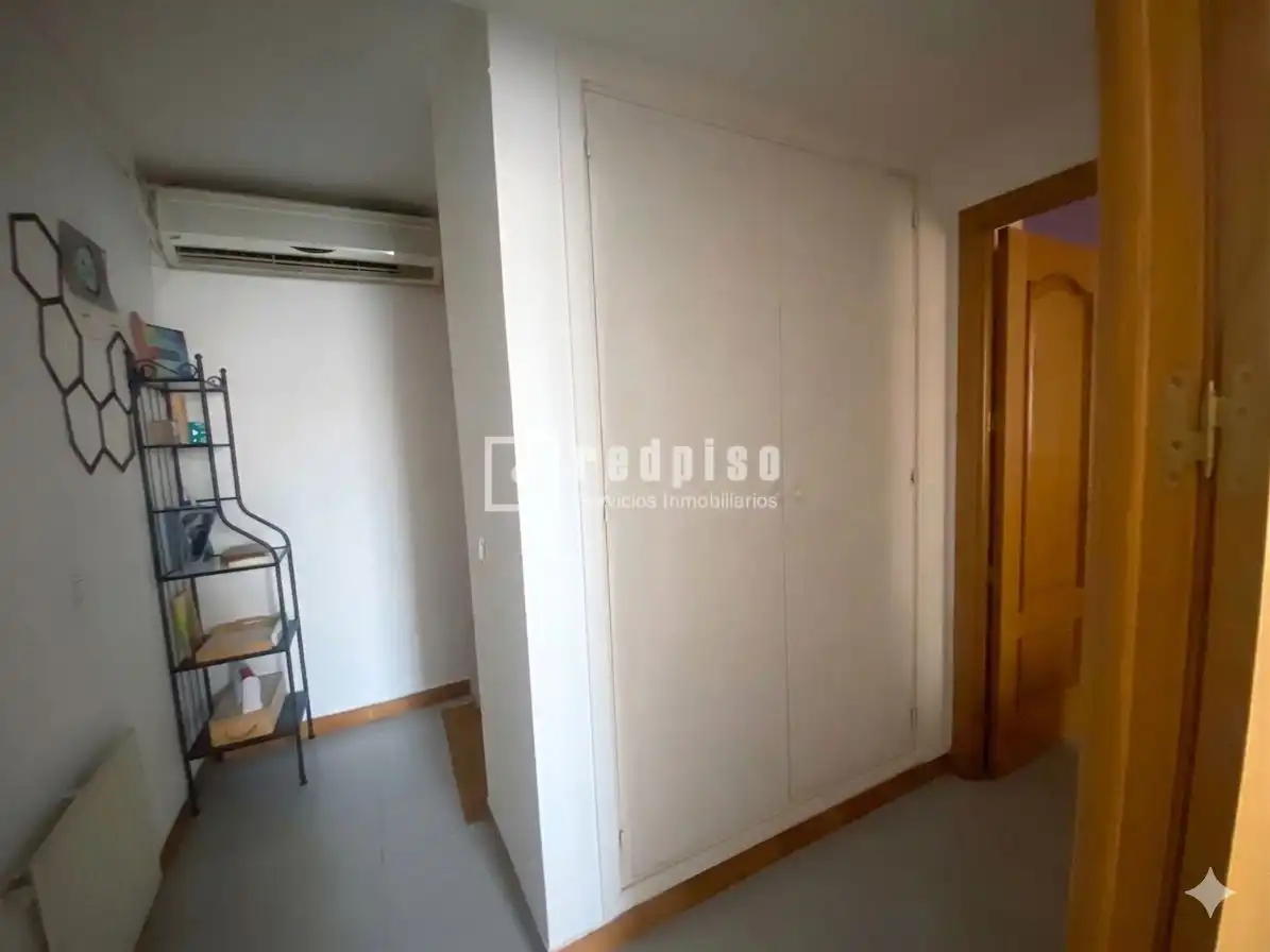 Habitación de Dúplex en venta en Navalcarnero con Aire acondicionado, Calefacción y Parquet