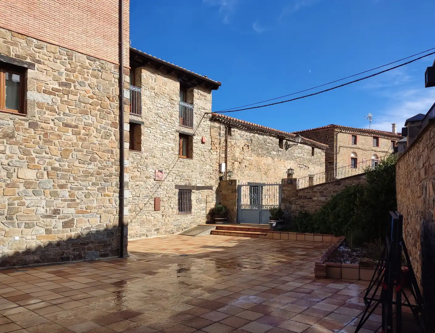 Exterior view of Commercial properties for sale in Villar del Río  with Furnished