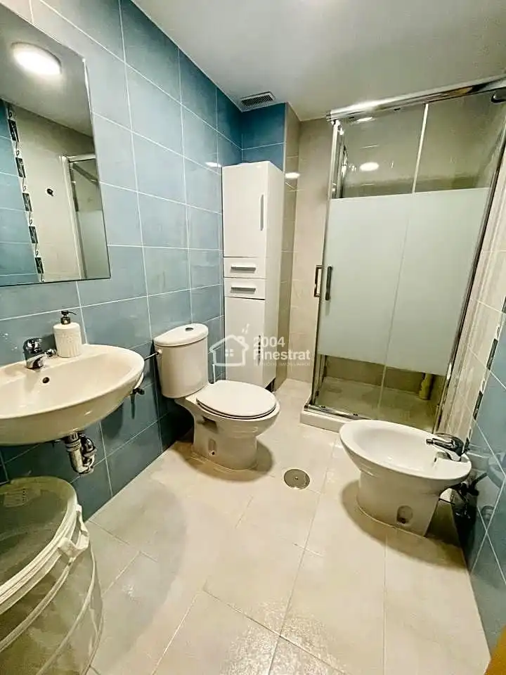 Bany de Apartament de lloguer en Villajoyosa / La Vila Joiosa amb Aire condicionat, Terrassa i Moblat