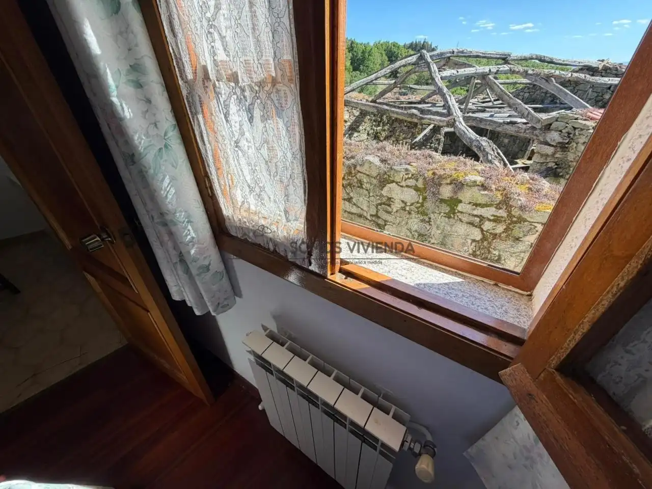 Sala de estar de Casa o chalet en venta en Nogueira de Ramuín con Calefacción, Trastero y Amueblado