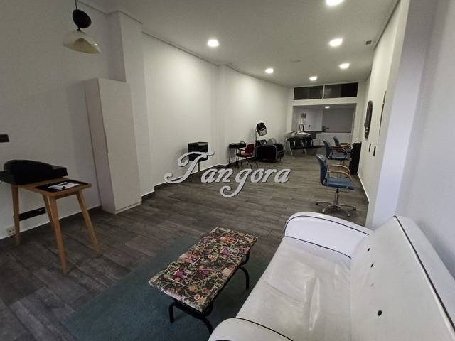 Local comercial en Alquiler en Arene Kalea en Villamonte