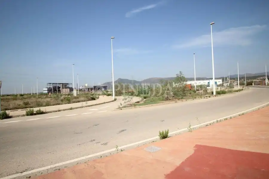 Terreny industrial en venda en Sagunto / Sagunt