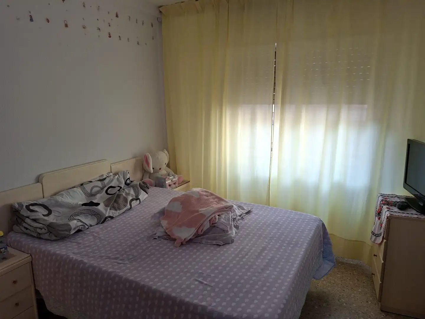 Dormitori de Pis en venda en Caspe amb Calefacció, Moblat i Forn