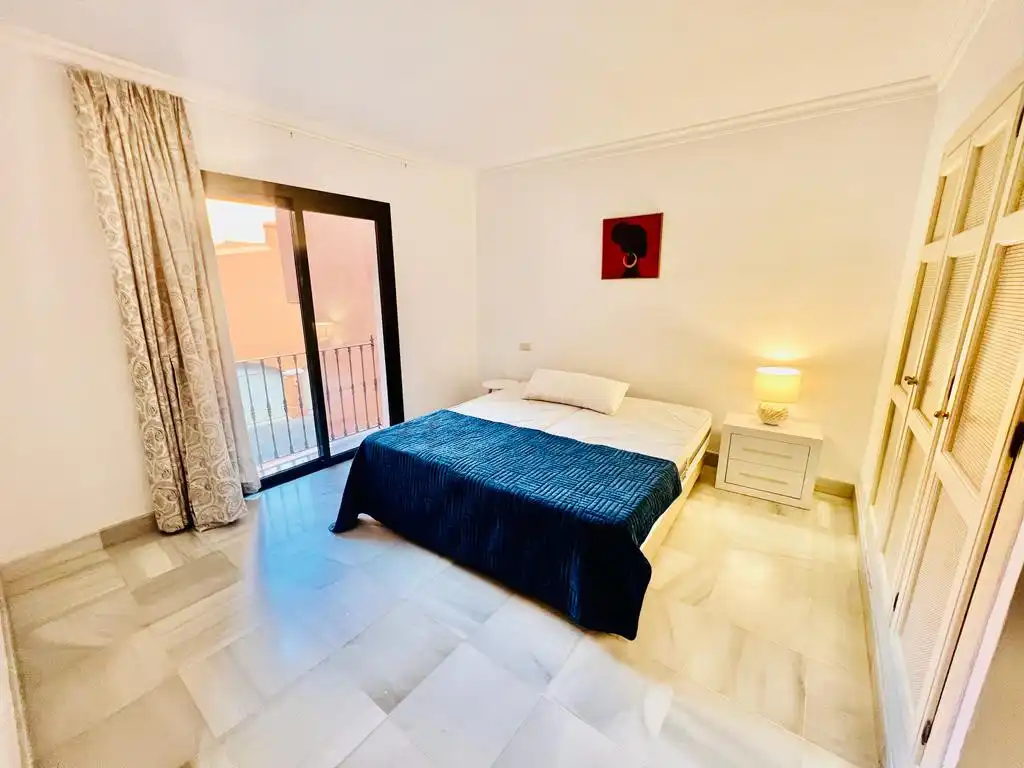 Apartamento de alquiler en CERRO ARTOLA, 11, La Quinta