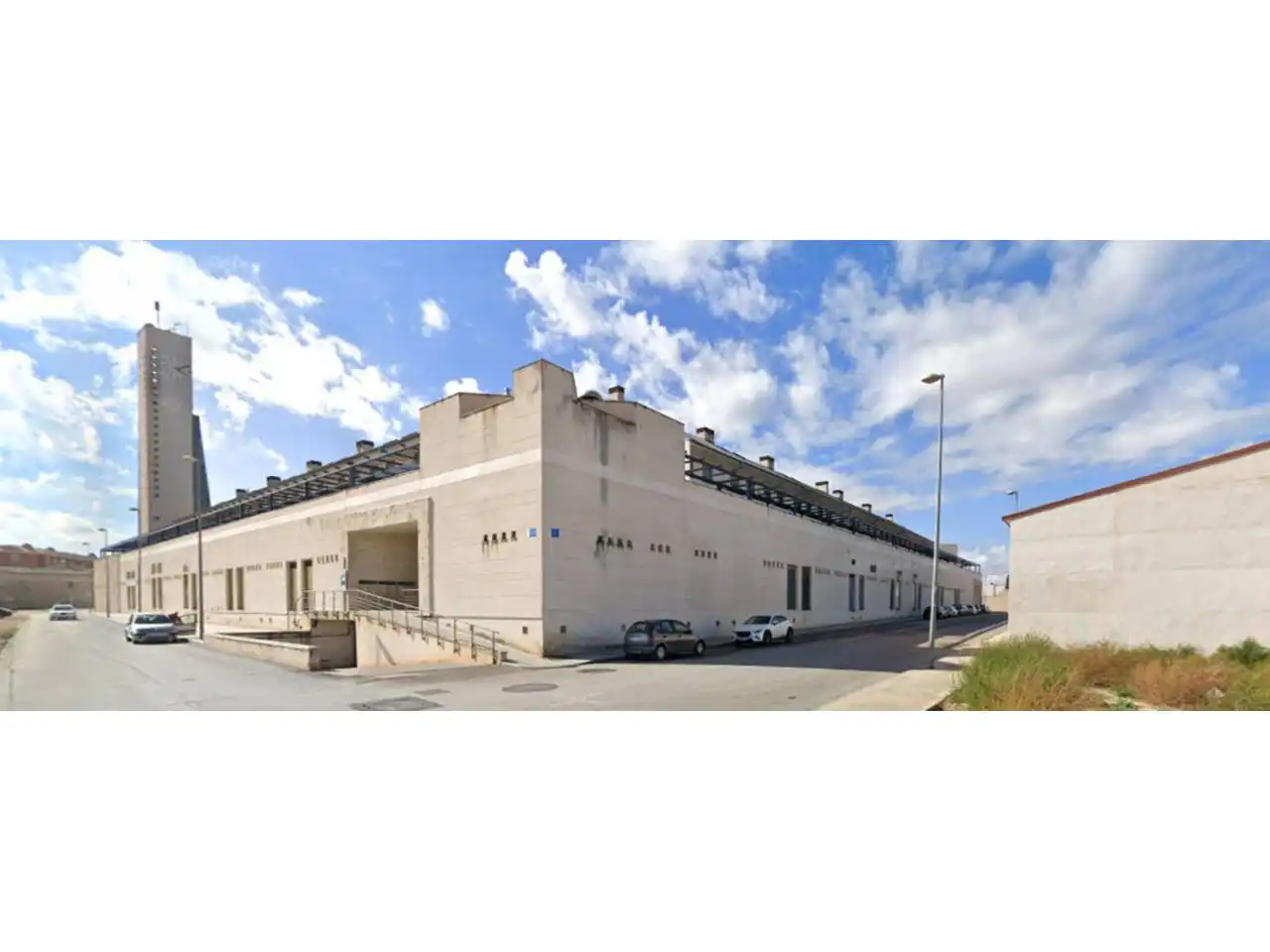 Vista exterior de Local en venda en Noblejas amb Alarma