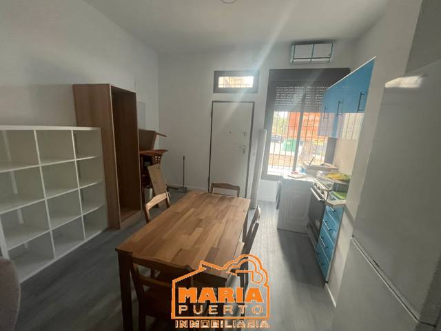 Estudio en Alquiler en El Cónsul - Ciudad Universitaria - El Romeral