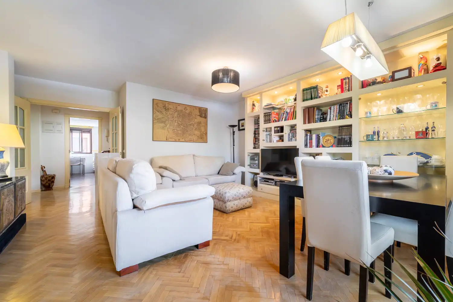 Sala d'estar de Pis en venda en Las Rozas de Madrid amb Aire condicionat, Calefacció i Parquet