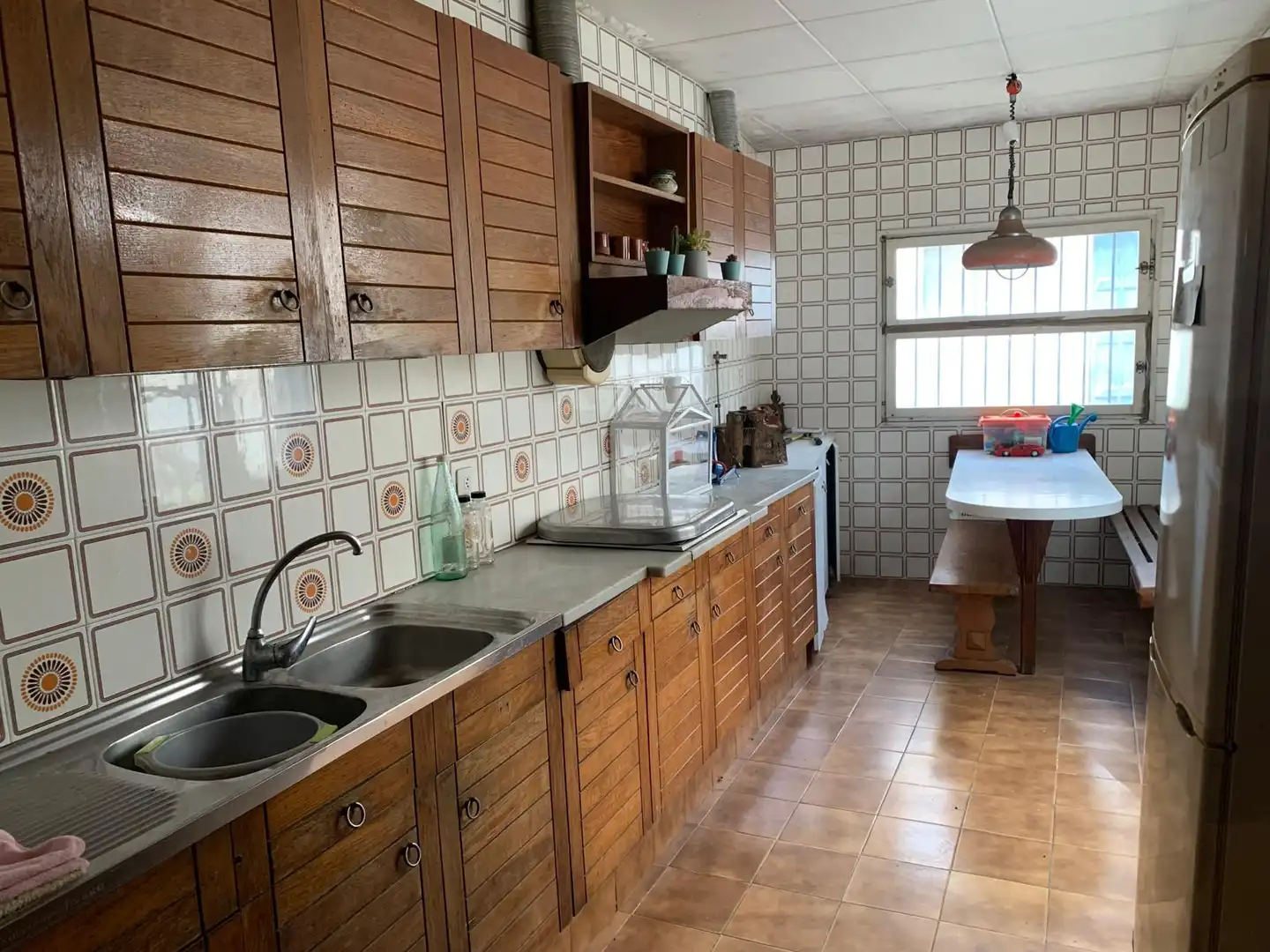 Küche von Haus oder Chalet zum Verkauf in Canet de Mar mit Privatgarten, Terrasse und Balkon