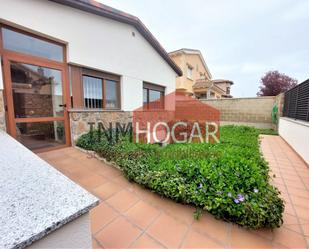 Jardí de Casa o xalet en venda en Arévalo amb Terrassa, Piscina i Balcó