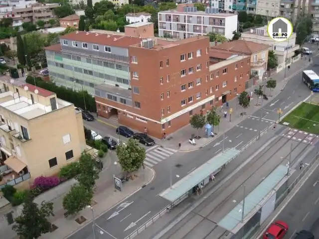 Außenansicht von Wohnung zum Verkauf in Esplugues de Llobregat mit Klimaanlage, Heizung und Balkon