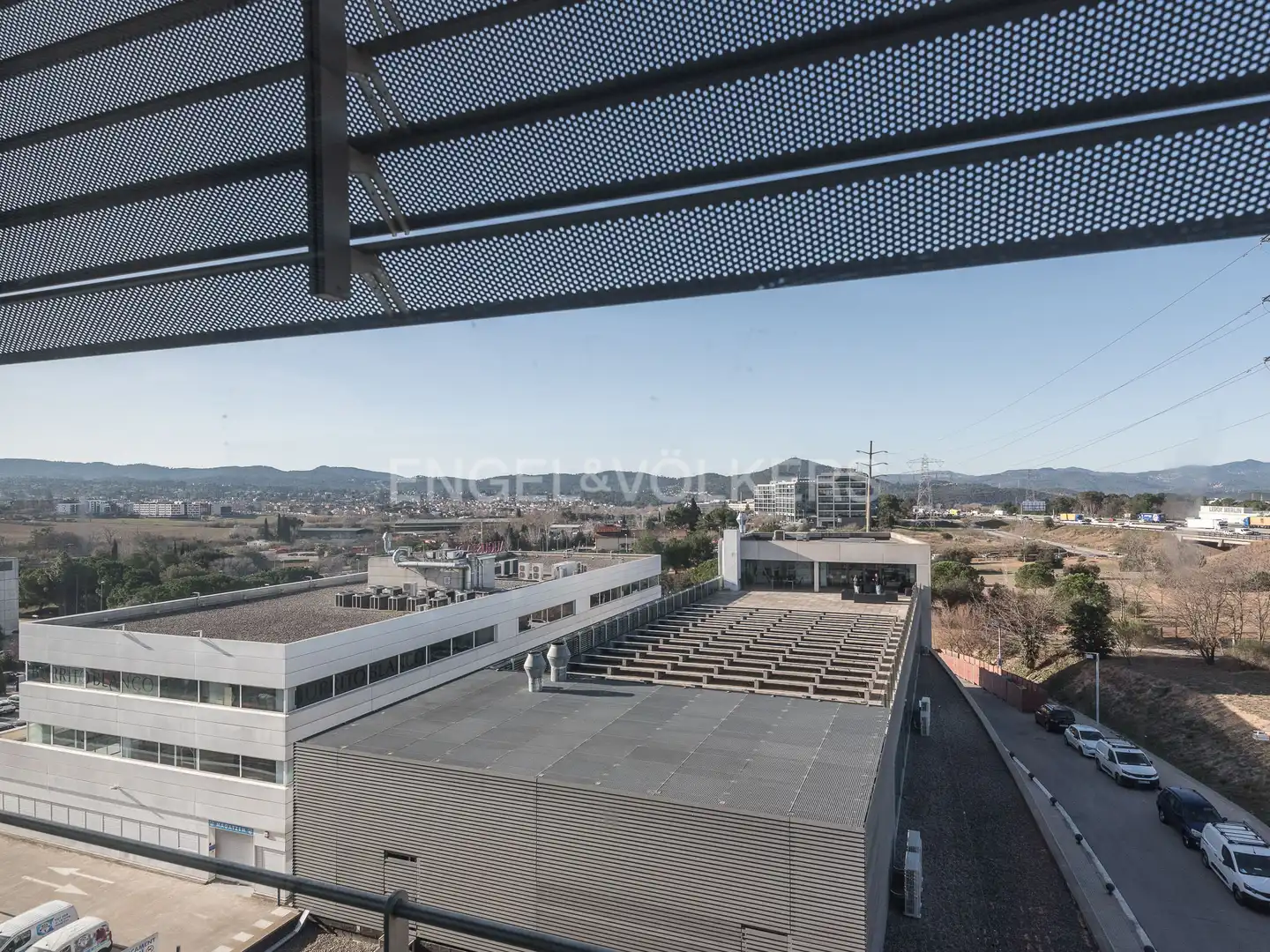 Außenansicht von Gebäude zum Verkauf in Sant Cugat del Vallès