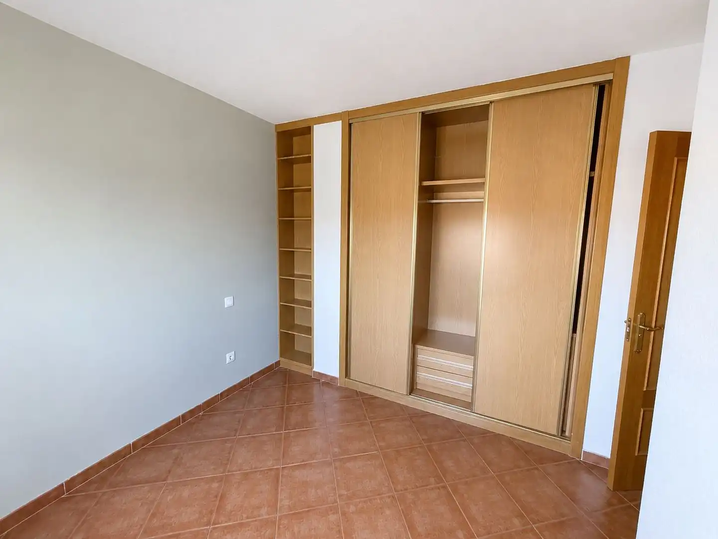 Bedroom of Flat for sale in Humanes  with Heating and Community pool
