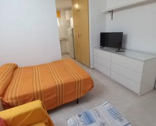 Bedroom of Study to rent in Benalmádena