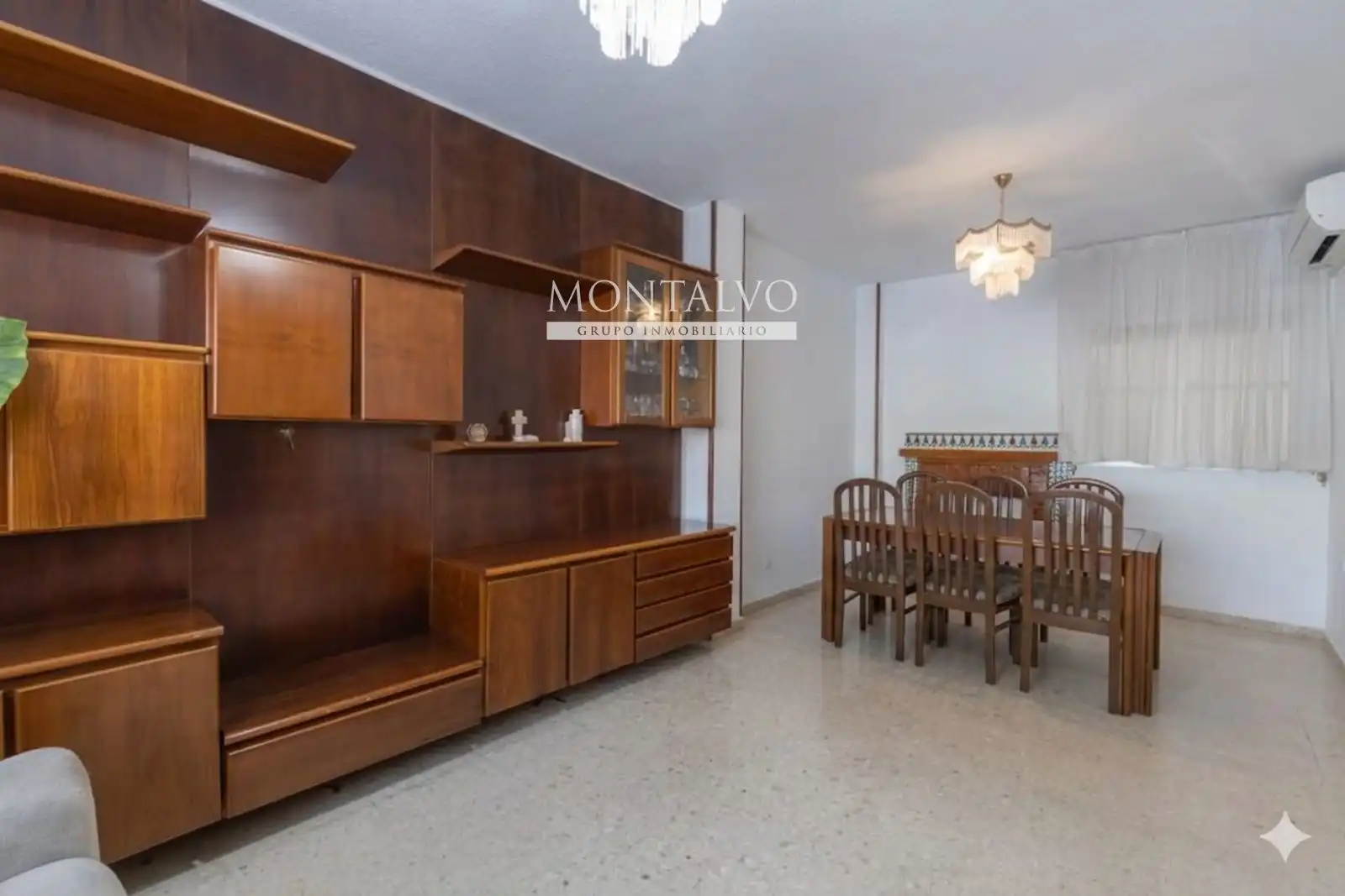 Living room of Houses for sale in Atarfe  with Heating and Storage room