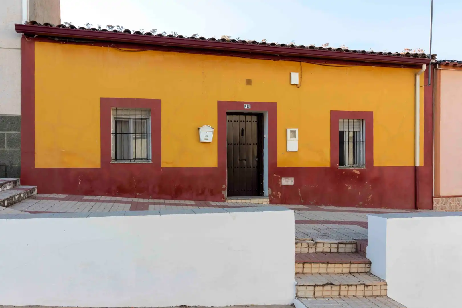 Vista exterior de Casa o chalet en venta en La Albuera con Piscina