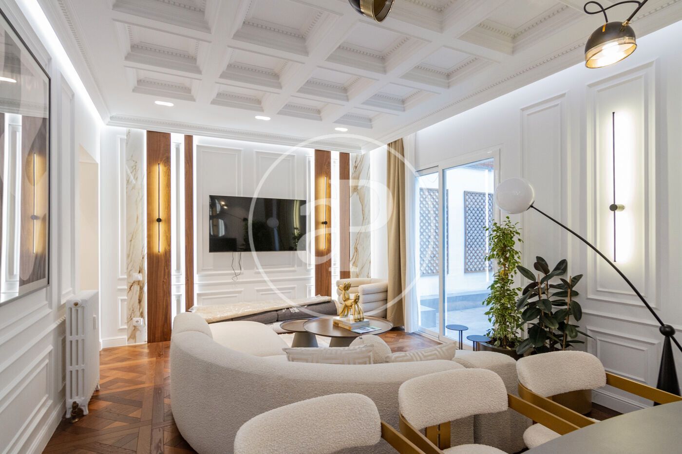Living room of Flat to rent in  Madrid Capital  with Air Conditioner, Heating and Private garden