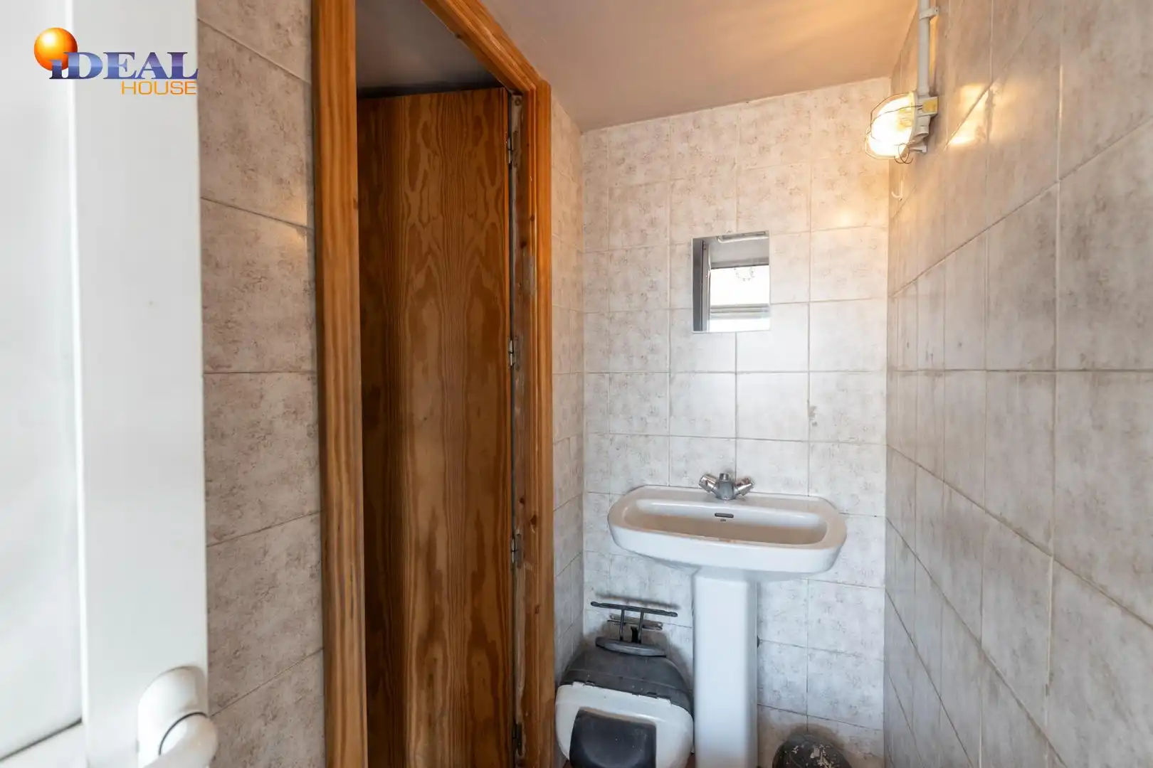 Badezimmer von Geschaftsraum zum Verkauf in Maracena