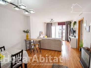 Appartamento con balcone in vendita a Calle Mestre Serrano