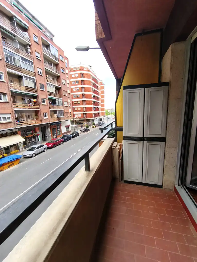 Terrasse von Wohnung zum Verkauf in  Logroño mit Heizung und Parkett