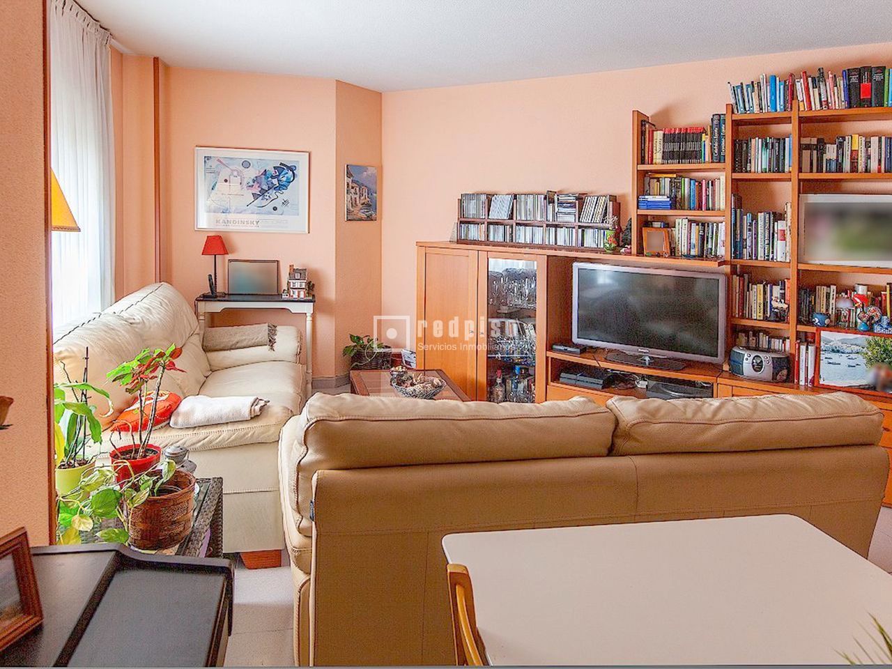 Sala de estar de Piso en venta en  Madrid Capital con Calefacción