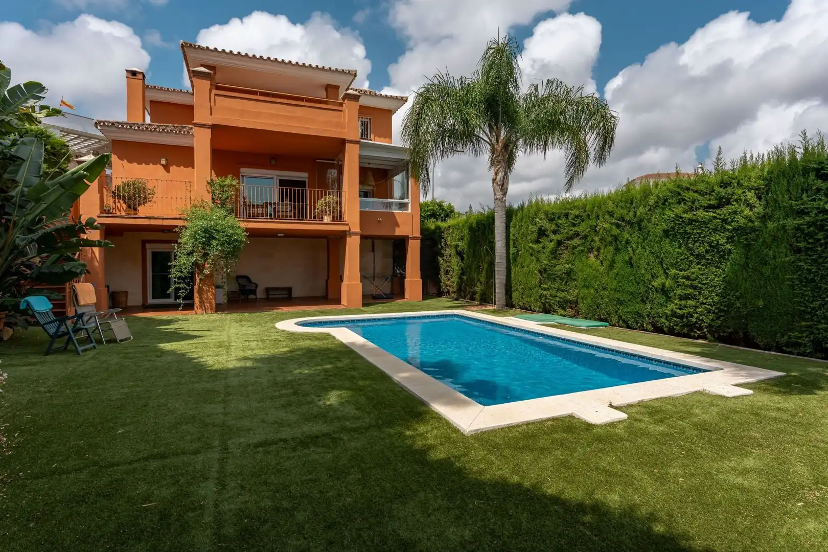 Haus mit Pool zum Verkauf in Hipódromo - Cerrado del Águila