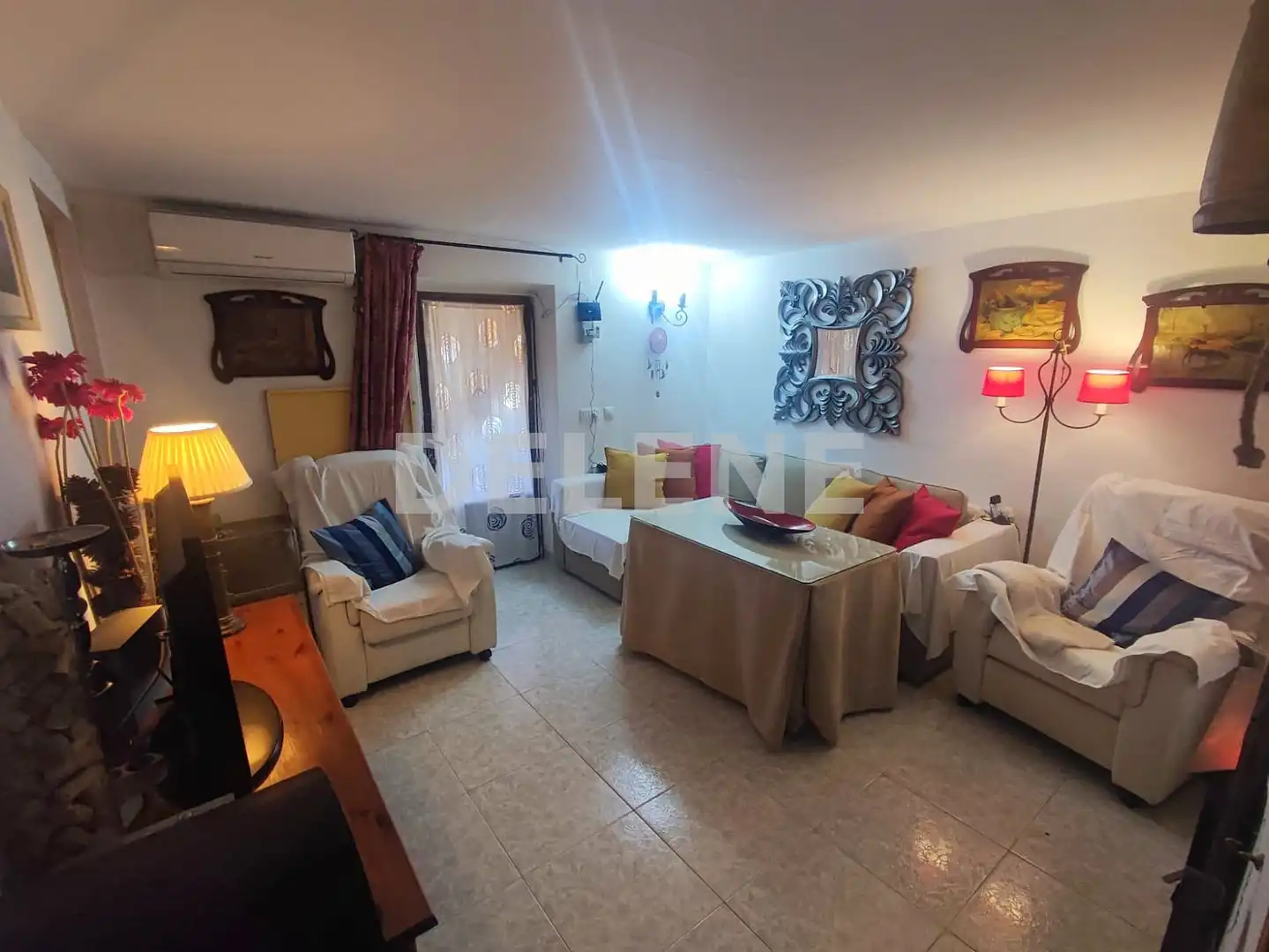 Sala d'estar de Casa o xalet en venda en Hellín amb Aire condicionat, Moblat i Forn