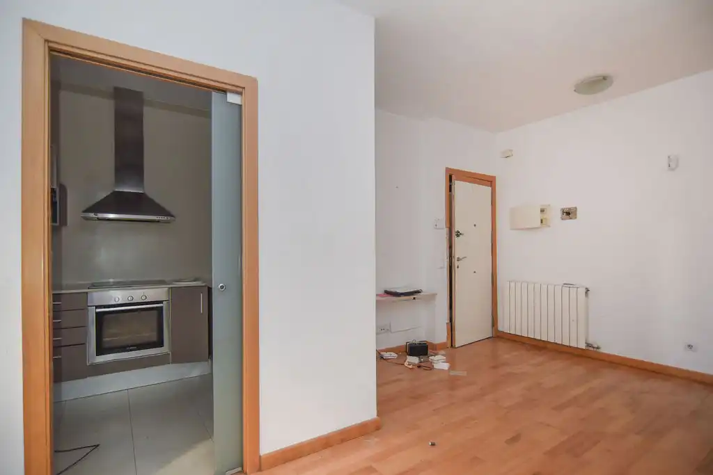Piso en venta en Girona con Calefacción y Trastero
