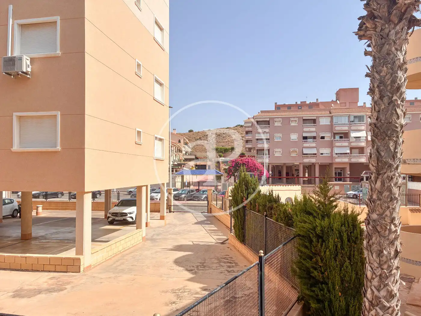 Vista exterior de Piso de alquiler en Santa Pola con Calefacción, Trastero y Amueblado