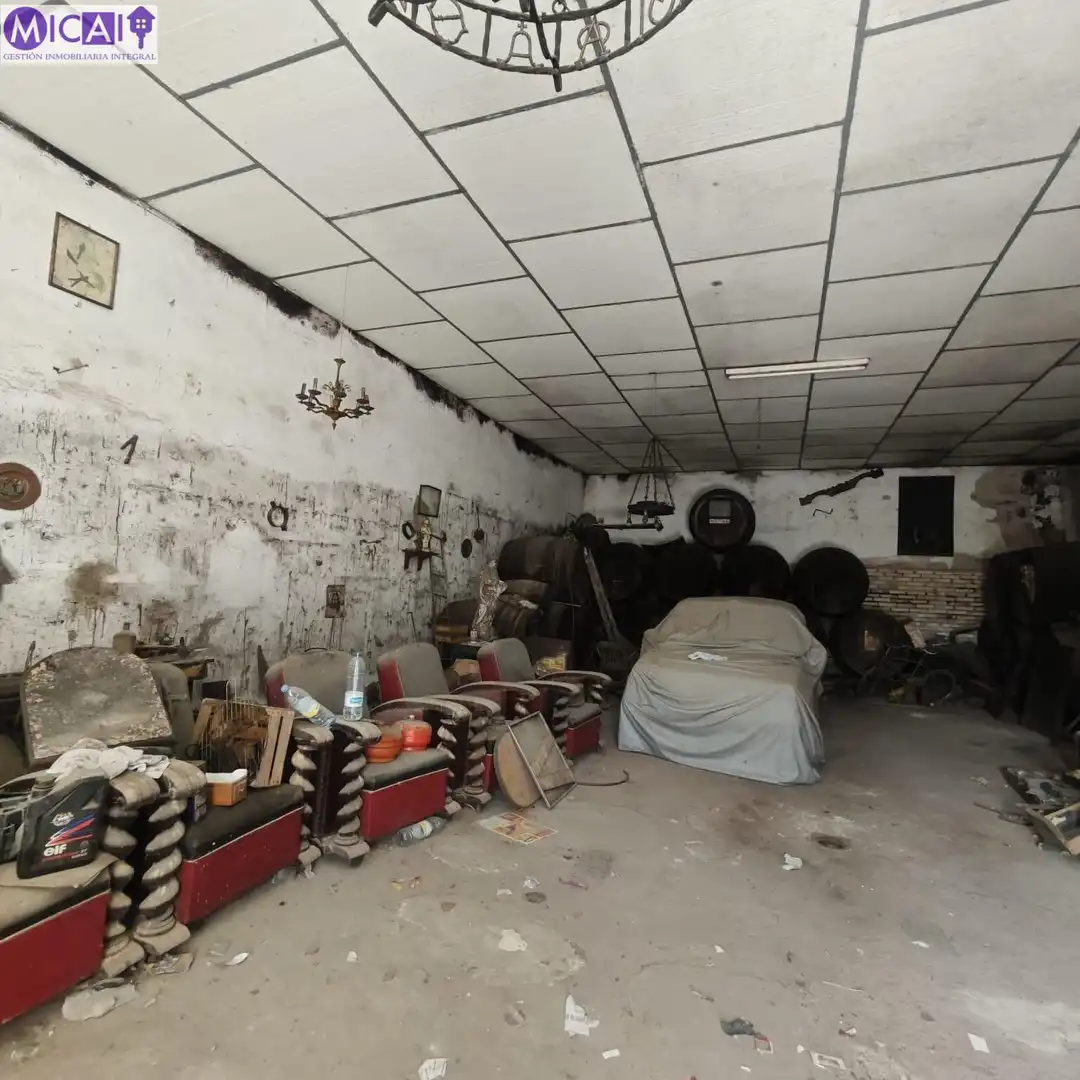 Local comercial en venta en Núcleo urbano, imagen 3