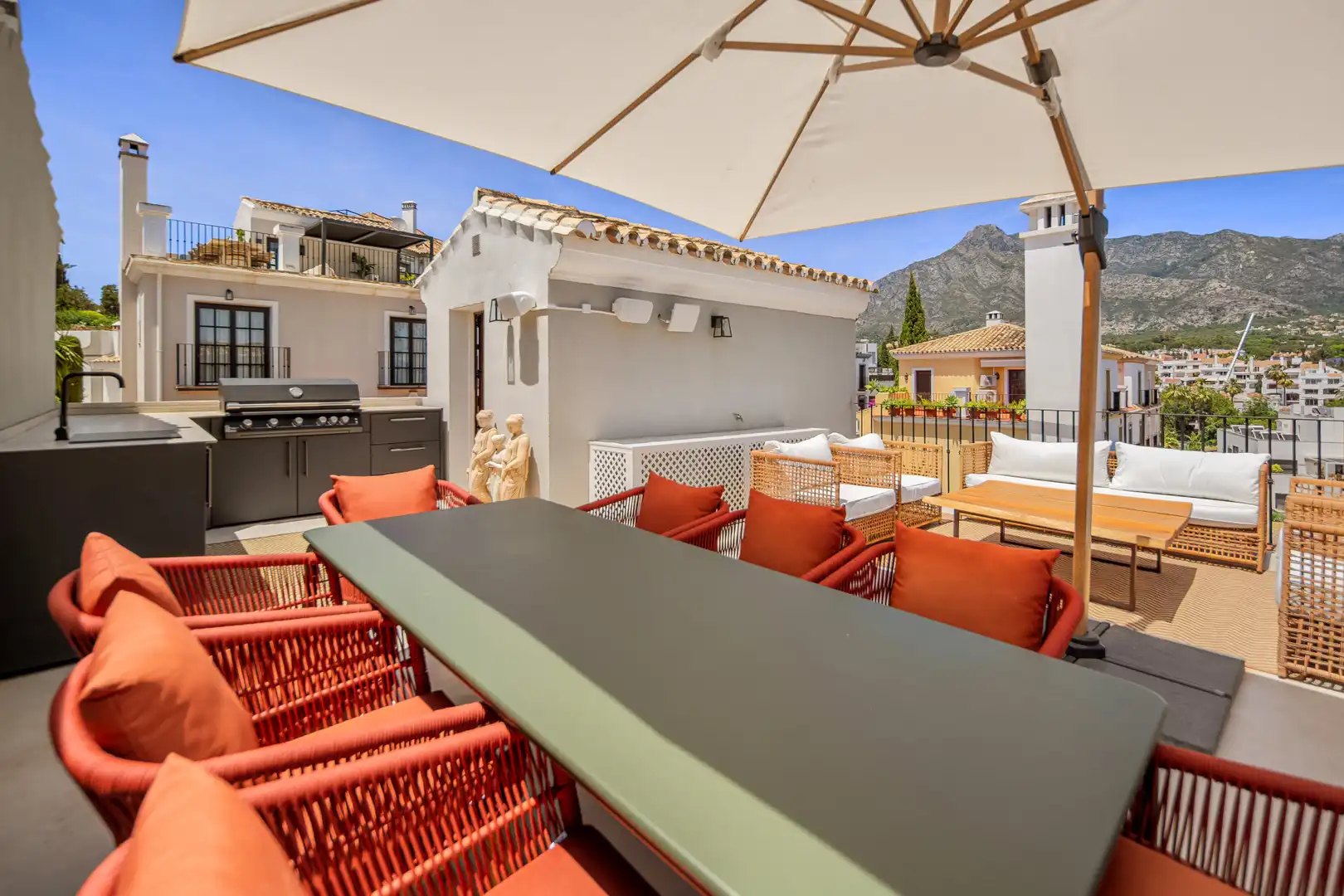 Adosado con terraza en venta en Milla de Oro, imagen 18