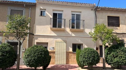 Foto 2 de Casa adosada en venda a C. Ancha, Algueña, Alicante