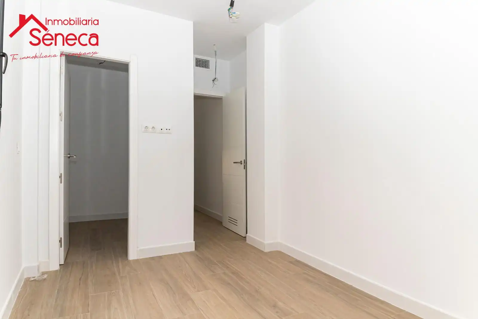 Piso con piscina en venta en Veterinaria María Cerrato, imagen 17
