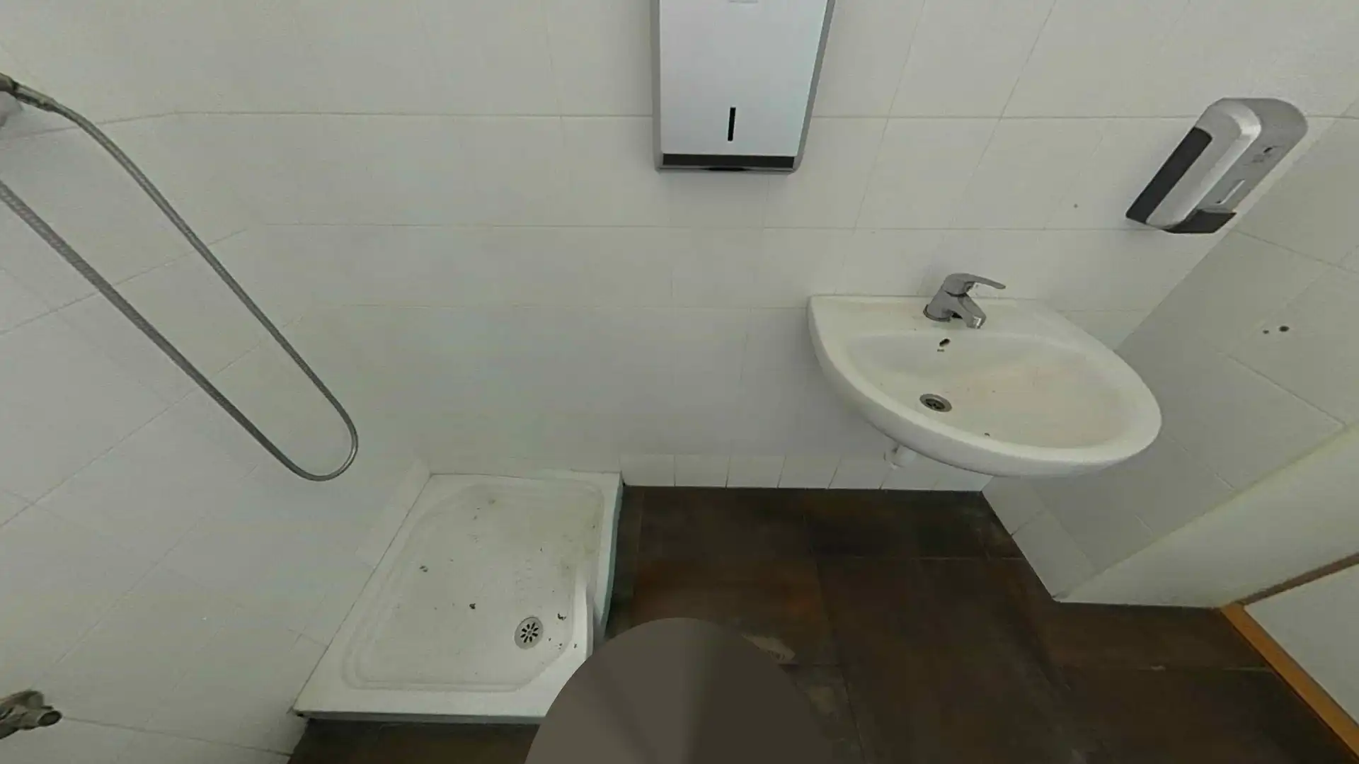 Baño de Local en venta en Pradoluengo