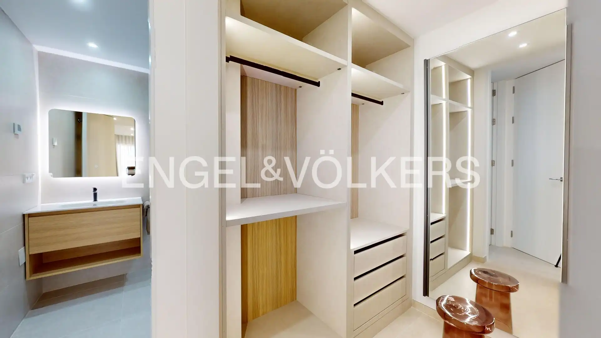 Habitación de Planta baja en venta en Orihuela con Aire acondicionado, Calefacción y Terraza