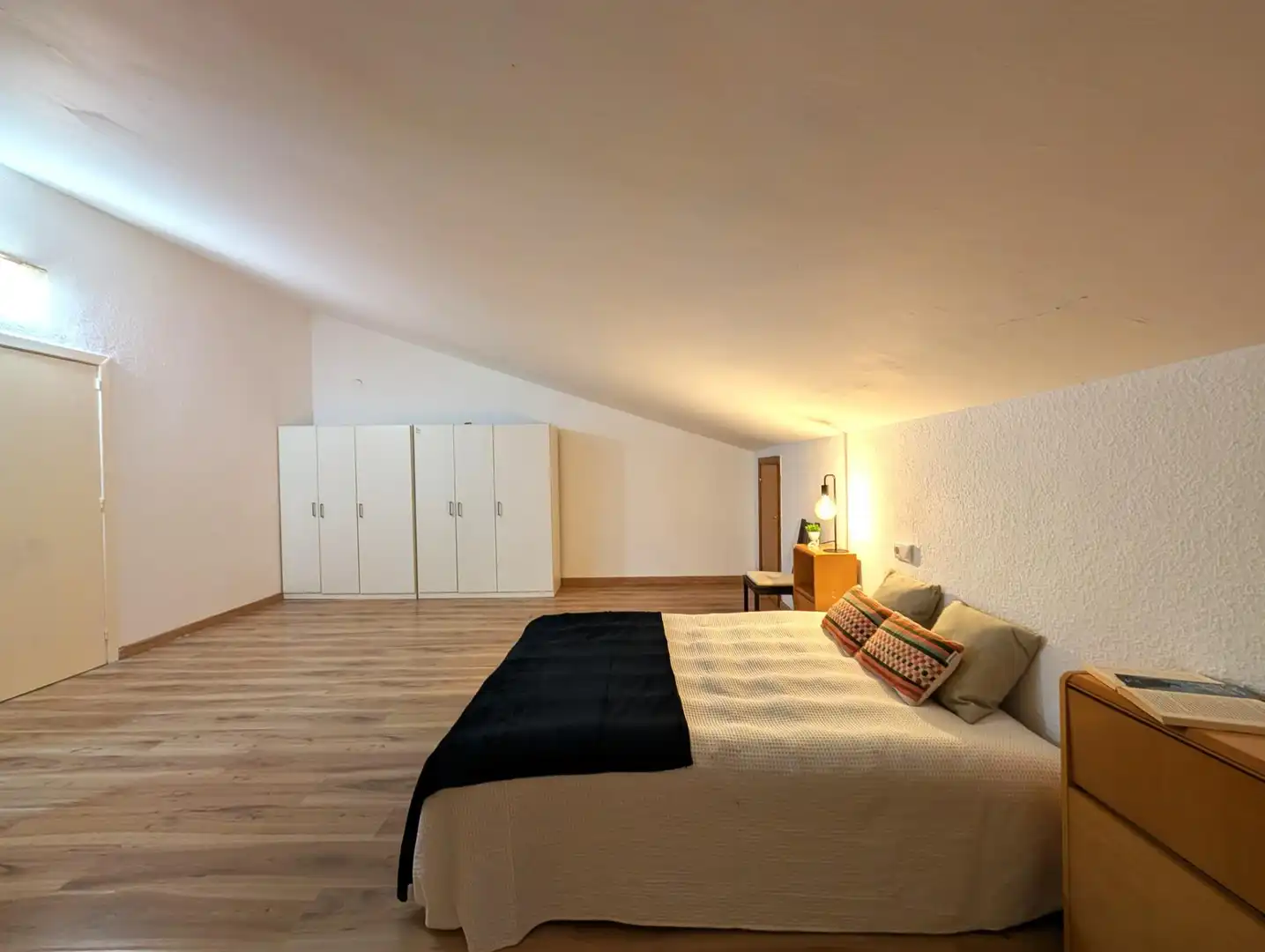 Habitación de Dúplex en venta en Sant Vicenç Dels Horts con Aire acondicionado, Calefacción y Terraza