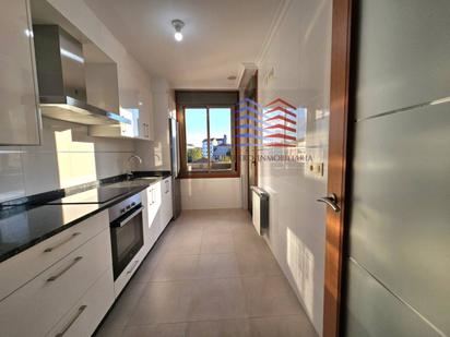 Kitchen of Apartment to rent in Ourense Capital   with Heating, Parquet flooring and Terrace