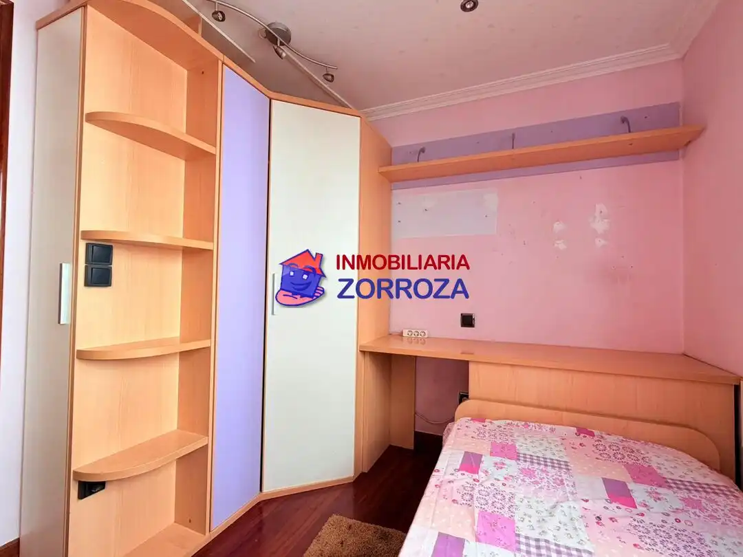 Bedroom of Flat for sale in Bilbao   with Heating and Furnished