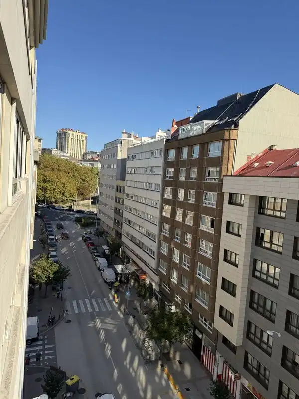 Vista exterior de Piso en venta en Riazor - Visma