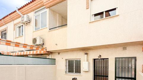 Foto 4 de Casa adosada en venda a Calle Mar  del Norte 46, 46, Jardines de Alhaurín - Huerta Alta - Fuensanguínea, Alhaurín de la Torre