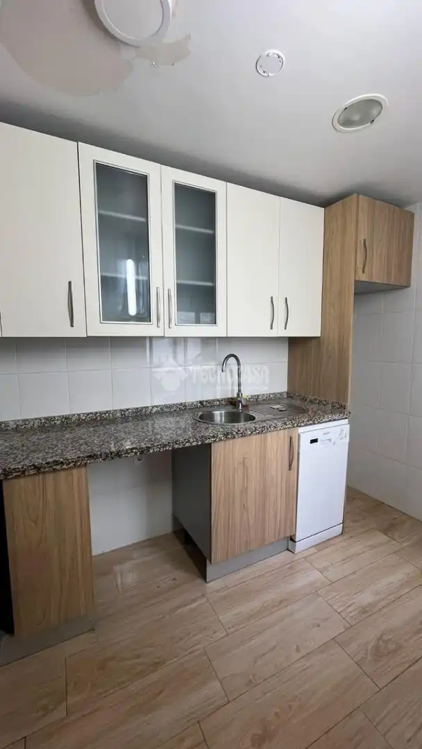 Cuina de Pis en venda en Alcalá de Guadaira amb Aire condicionat, Calefacció i Traster