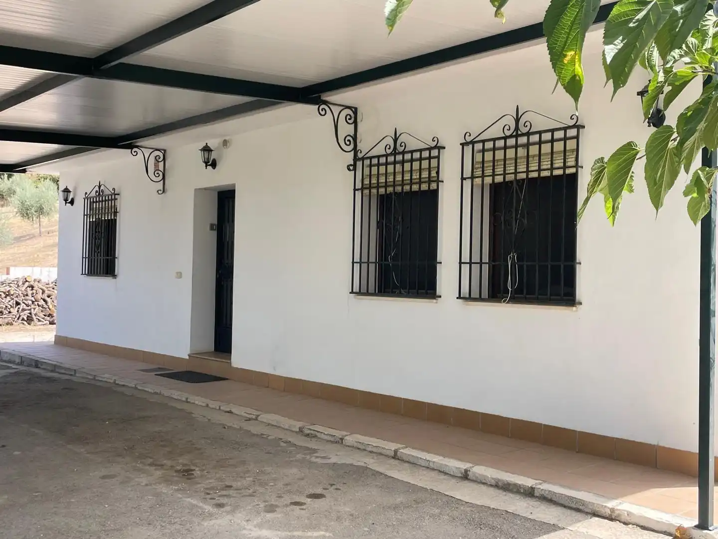 Country homes for sale in Cabra  with Air Conditioner, Heating and Private garden