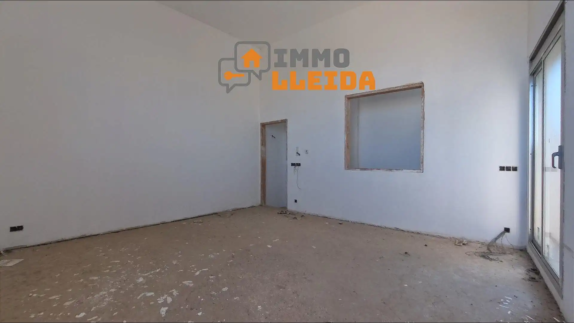 Casa adosada en venta en Linyola con Terraza
