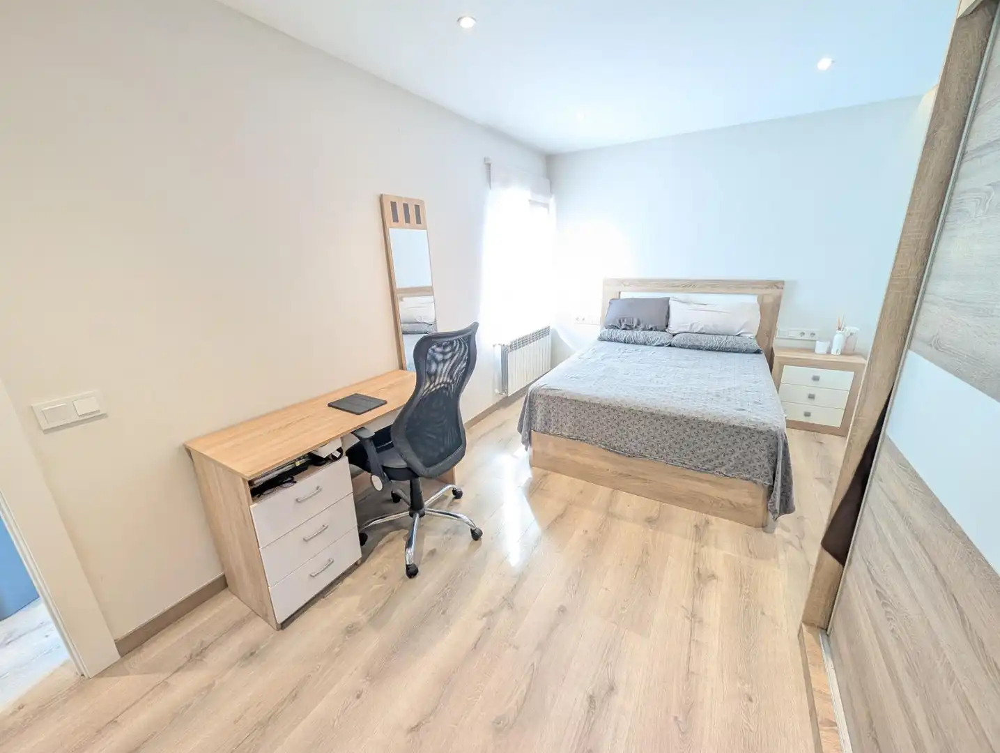 Bedroom of Flat for sale in Centro - Casco Histórico