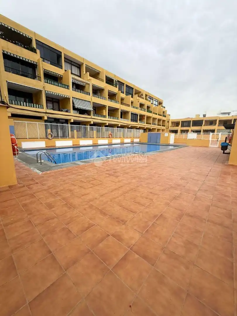 Piscina de Piso en venta en Santiago del Teide