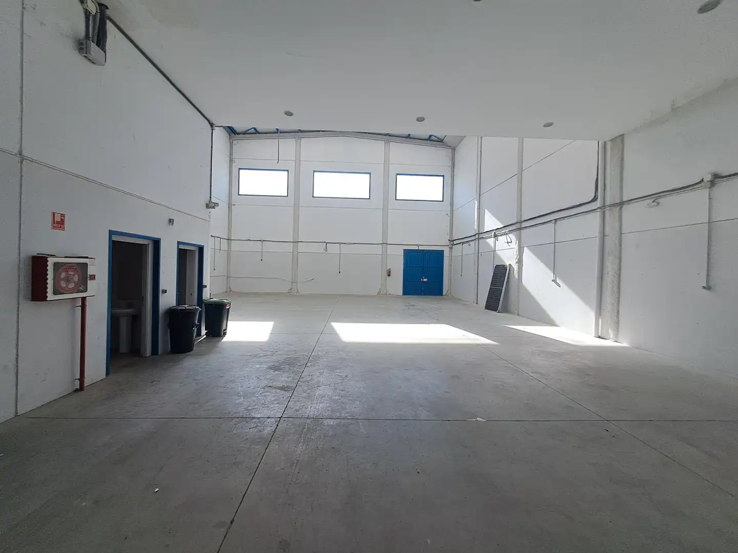 Nave industrielle à louer à Los Olivos - Los Ángeles