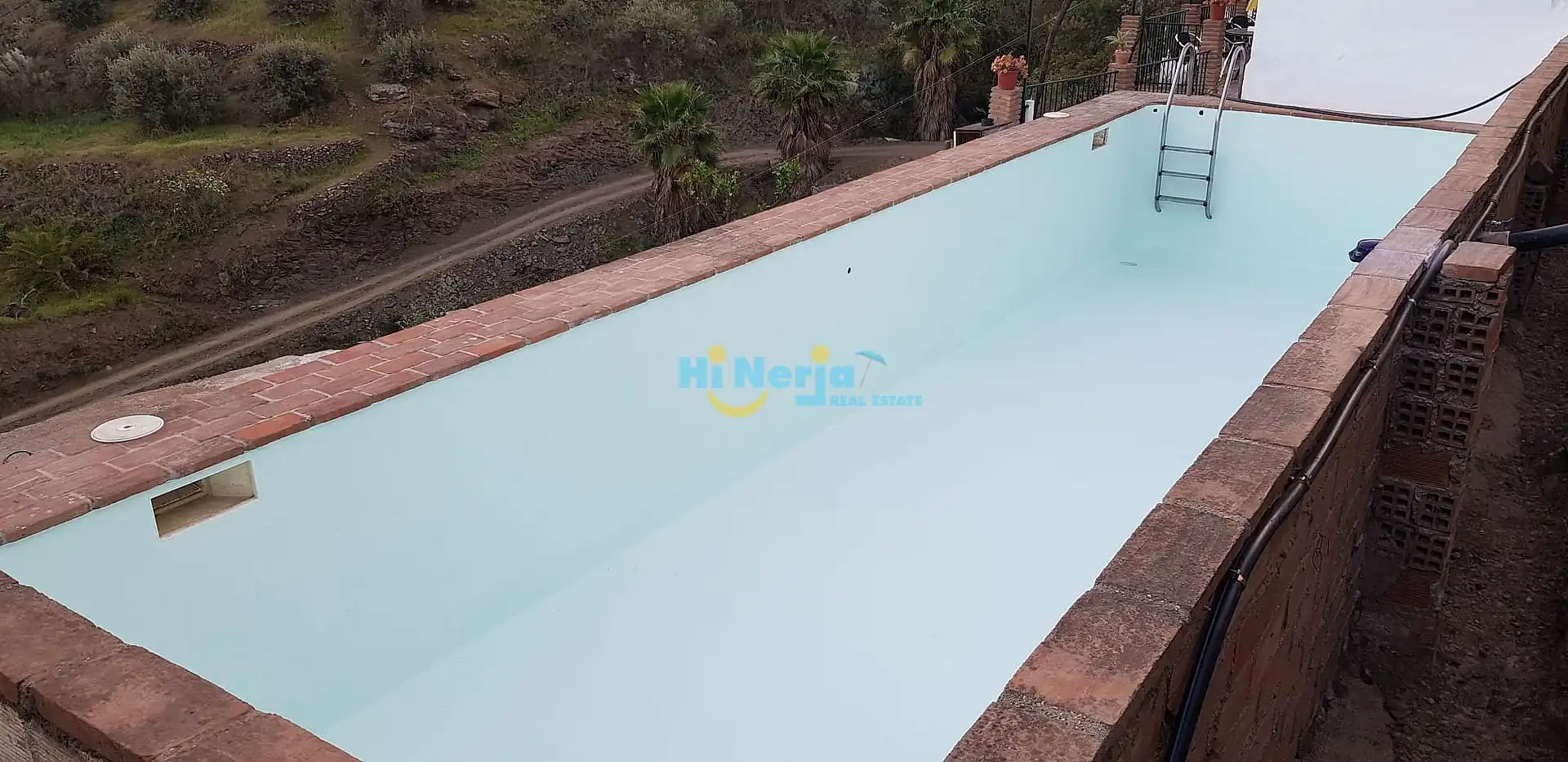 Casa rústica amb piscina en venda a Torrox Pueblo, imagen 5