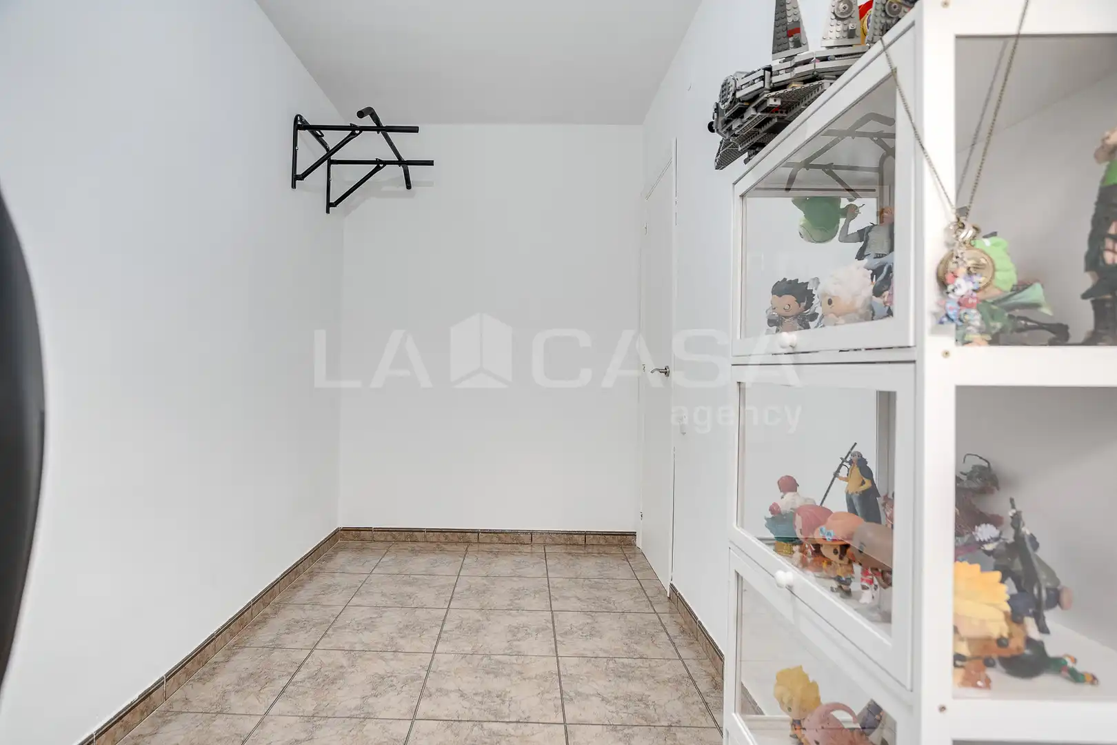 Flat for sale in Cornellà de Llobregat  with Balcony