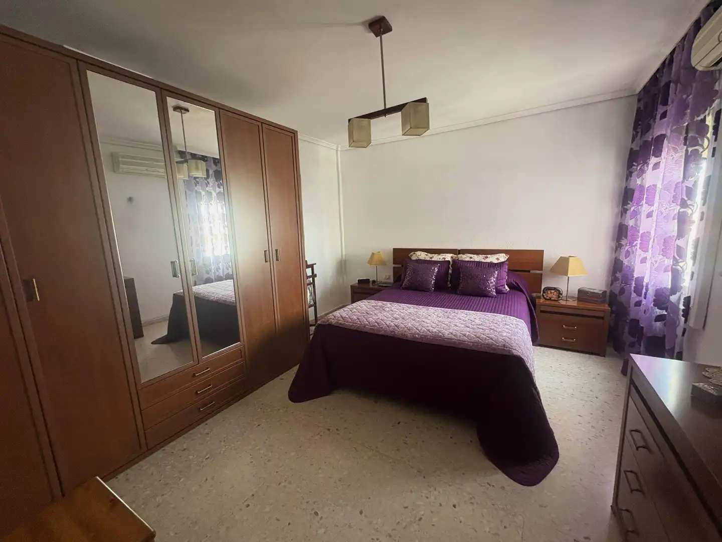 Bedroom of Flat for sale in Sevilla  with Air Conditioner, Heating and Terrace