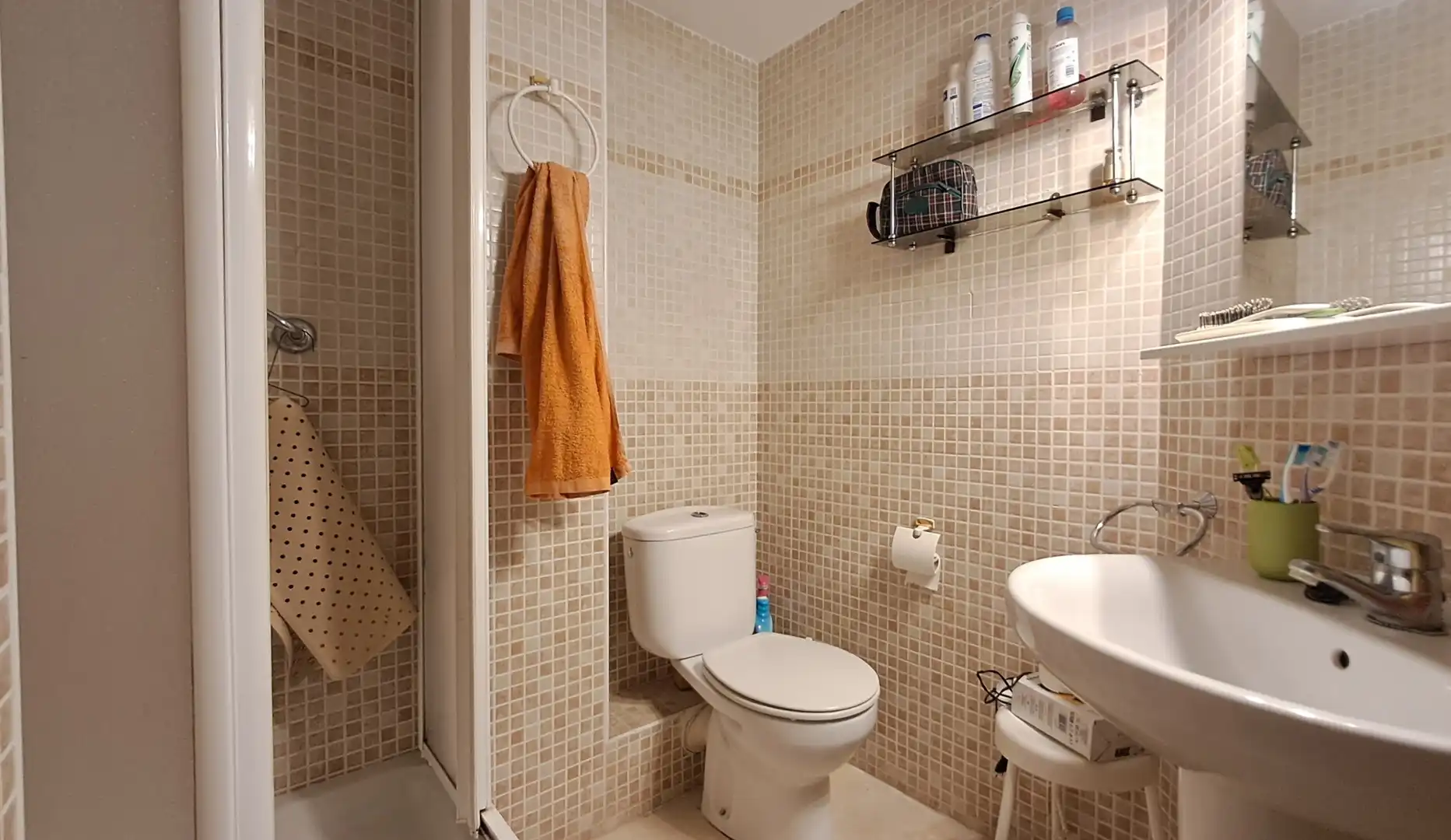 Bathroom of Flat for sale in Tarragona  with Air Conditioner, Heating and Parquet flooring
