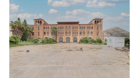 Foto 3 de Edificio en venta en Calle Bollullos de la Mitación, 1, Centro, Bormujos